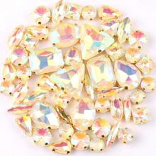 50 piezas/paquete, caramelos de gelatina de colores AB en formas mixtas, piedras de cristal coser a mano con base de metal dorado plano con agujeros, material de costura brillante con piedras preciosas para accesorios DIY, se pueden usar para decorar ropa, vestidos, bolsos, zapatos, broches, aretes, manualidades