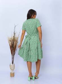 Classic Dress With Belt, Perfect For Any Special Occasion. With A Timeless Design And A Modern Touch, This Dress Is The Ideal Choice For Those Who Want To Shine! - Màu xanh Bạc hà - Xem 1