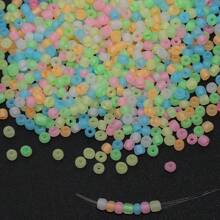 30 gram/hộp Phát sáng trong bóng tối Hạt giống thủy tinh Nhiều màu Hạt phát sáng nhỏ dễ thương Hạt đệm rời để làm đồ trang sức Vòng tay tự làm Vòng cổ Đồ thủ công thủ công - Hạt giống phát sáng - Xem 5