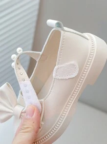 1 Pair Girls Pearl Bow Hook-And-Loop Princess Style Flats, Lightweight Non-Slip Soft Sole, Suitable For Party, Prom In Spring And Autumn - Beige - View 12