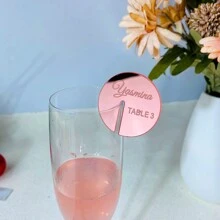 个性化婚礼饮品挂饰 桌号卡 亚克力饮品标签 香槟酒杯名牌 鸡尾酒杯标记 易于清洁，精致，高品质 可定制，个性化，独特 送给她的理想礼物 男友，女友，爸爸，妈妈，家人，朋友，儿子，女儿，学生，上班族，孩子 情人节，周年纪念日，婚礼，母亲节，儿童节，生日，父亲节，毕业典礼，乔迁之喜 学校，家庭，办公室 多功能，装饰性强，可重复使用，精致，时尚，高品质，色彩缤纷，现代，可定制，个性化，独特，送给他的理想礼物，送给她的理想礼物 男友，爸爸，女友，妈妈，家人，朋友 茶室，家庭，花园，办公室周年纪念、情人节、母亲节、生日、父亲节、毕业典礼、婚礼、乔迁之喜、派对上衣、家庭聚会礼物 - 彩色 - 查看 11