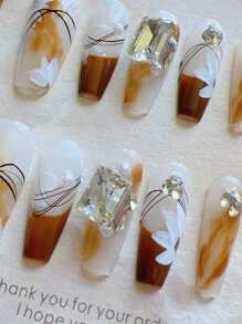 10 szt. ręcznie robionych akcesoriów do paznokci, w tym emaliowane bursztynowe elementy, ozdoby do paznokci francuskich, kwadratowe kryształy, paznokcie baletowe, samoprzylepne paznokcie, żelowe pilniki do paznokci, artykuły do paznokci - Wielokolorowe - Zobacz 10