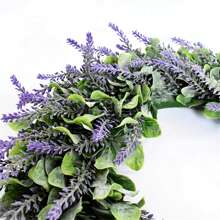 1 Stück künstlicher Lavendel-Kranz, geeignet für Haustür, Landlhaus-Stil Kranz, Wand, Party Hochzeitsdekoration, innen oder außen, Künstlicher Lavendel-Blumen-Kranz, künstliche Pflanzen Heim Dekoration Accessoire, geeignet für Haustür, Wand, Fenster, Party, Feiertage, Hochzeitsdekoration, Landhaus-Kranz, Lila Blumen-Kranz