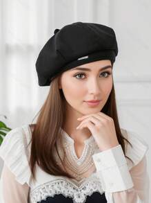 1pc Women's Black Beret Hat, Spring & Autumn, Large Head Circumference, Face-Flattering Beanie, Painter Hat, Suitable For Daily Wear