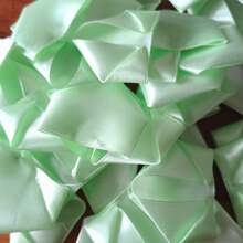 100 Pieces Of Handmade Ribbon Petals, Handmade Rose Petals, Handmade Flower Fresh Semi-Finished Products, Very Suitable For DIY Making Eternal Bouquets, Wedding Roses, Gift Flowers And Ramos Flower Arrangements - Can Be Used To Decorate The Living Room And Bedroom, Or As Gifts For Couple, Parents, Family And Friends, Reduce Your Repetitive Work, Easily And Efficiently Make The Gifts You Want,