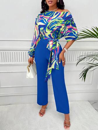 Set de cămașă cu umeri asimetrici și pantaloni de culoare uni cu imprimeu aleatoriu de primăvară și vară