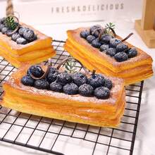 1pc Blueberry Pastry Bread Replica Decorative Prop For Home Interior And Photography - Multicolor - View 5