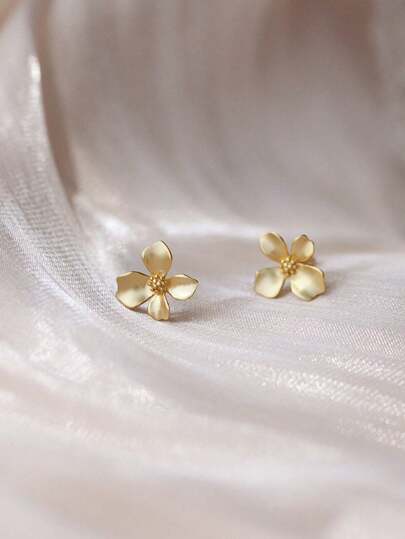 1 Pair Metallic Flower Stud Earrings, Minimalist Design Suitable For Women's Daily Wear, Date, Vacation And Wedding Valentines,Mom,Mother,Mother's Day,Gift