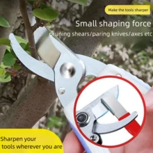 Afilador de tijeras, piedra de afilar para reparar el borde cortante de tijeras de jardín, cizallas eléctricas para podar árboles frutales, utensilio de cocina - rojo - Ver 3