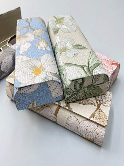 1 件中国风高级收纳眼镜盒，带磁性闭合和刺绣皮革工艺，高品质学生眼镜盒