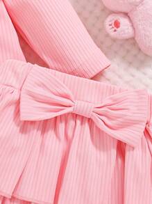 New Autumn And Winter Baby Girls Baby Outing Wear Bow Cap Sleeve Long Sleeve Bodysuit + Cute Pants Skirt Three-Piece Set