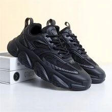 2024 New Men's Mesh Breathable Shock-Absorbing Sneakers, Thick Sole Casual Chunky Sneakers, Suitable For Teen Summer Casual, Outdoor Athletic, Vacation Travel, Graduation Gifts, Birthday Dress Accessories