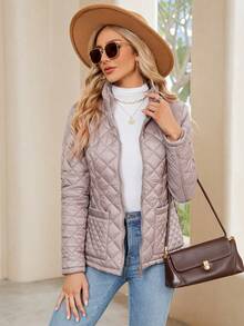 Veste légère pour femmes Risissida, design élégant avec motif matelassé en diamant, taille ajustable avec ceinture assortie, créant un look stylé pour l'automne/l'hiver