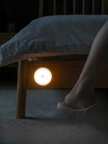 1 Đèn cảm biến chuyển động LED có thể sạc lại bằng USB, chất liệu ABS, keo dán từ tính, dễ lắp đặt, thích hợp cho tủ quần áo, tủ, phòng trẻ em, phòng tắm, hành lang, cầu thang, phòng ngủ (Lưu ý: Cần sạc 5 giây trước khi sử dụng, nếu không có thể không sáng, pin có chức năng bảo vệ) - trắng - Xem 8