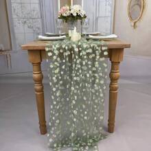 Daisy Floral Flowers Table Runner,Rustic Home Kitchen Dining Decor, Spring Seasonal Farmhouse Decorations Indoor Outdoor Party Supply 30 X 78 Inch