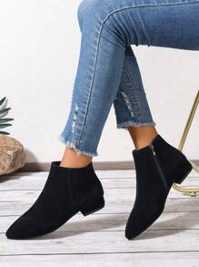 Pull assorti tendance, bottes cheville et boots courtes pour femmes, bottines plates à lacets à talon bas, bottes de mode noir à bout pointu, montant cheville