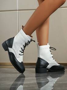 Botines de mujer de moda de otoño/invierno con estilo vintage, parches y cordones, cómodos, perfectos para combinar en Navidad y otras festividades - Blanco y Negro - Ver 5