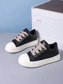 New Black Lace-Up Flat Ladies Party Shoes Daily Wear Ladies Shoes Casual Fashion Sports Shoes Outdoor Comfortable Neutral Couple Shoes
