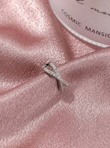 1 chiếc khuyên tai hình chữ X đơn giản thời trang đính đá Zirconia siêu nhỏ, kẹp tai không xỏ khuyên, hoa tai hình chữ thập hình học, phù hợp cho phụ nữ đeo hàng ngày - DZ040417 - Xem 15