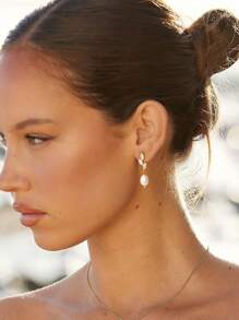 Boucles d'oreilles en perle pour femmes Boucles d'oreilles en or délicates pour femmes Boucles d'oreilles pendantes en cubique zircone plaquées or/argent 14 carats Pendentifs à clips Perles Bijoux simples pour tous les jours Cadeaux