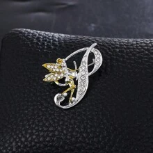 1pc/Set 26 Pcs Angel Shape English Alphabet Pins Cute Brooch For Clothes, Bags, Hats, Accessories Dress Accessories Pin For Clothes Bag Charm School Office Accessories Shirts Jacket Jewelry Christmas Halloween Clothes Pin Funny Teacher Gifts