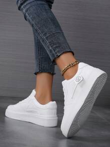 2025 Neue Damen Schnürschuhe für den Lässig-Look, Sportschuhe, weiße Schuhe, Damenschuhe, Skateboard-Schuhe, leichte Streetboard-Schuhe