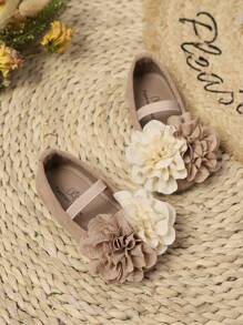 1 par de bailarinas con decoración floral, fondo suave antideslizante, estilo retro y dulce de princesa, adecuadas para primavera y otoño, para niñas