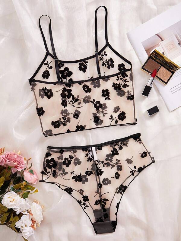 2 piezas Conjunto de lencería sexy para mujer, sujetador sin relleno de malla negra transparente con estampado floral y pantie de talle alto, ropa interior asequible
