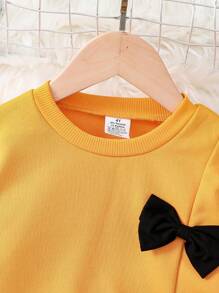2pcs Young Girl Casual Fashion Spring Autumn Set, Featuring Solid Color Patchwork Design With Bow Accent, Ribbed Cuffs Crew Neck Knitted Top And Heart Pattern Elastic Waist Straight Leg Pants, Soft And Comfortable Chic Casual Outfit For Girls, Elementary School Daily Use Apparel For Fall - Yellow - View 3