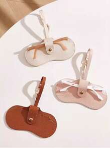 Leather Glasses Case, Anti-Scratch, Anti-Pressure Sunglasses Protective Case, Pouch Glasses Case Holder Organizer Storage Eyeglass Case Protective Case Glasses Bag Sunglasses Pouch For Travel Vacation Cruise Summer Holiday Travelling Bag Travel Stuff Essentials For College Dorm Home School Hotal Travel Kit