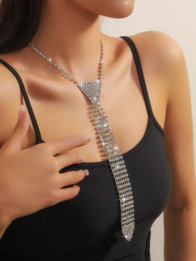 قطعة واحدة ربطة عنق بشكل سهم مزينة بالراينستون للفستان الزفافرمضان