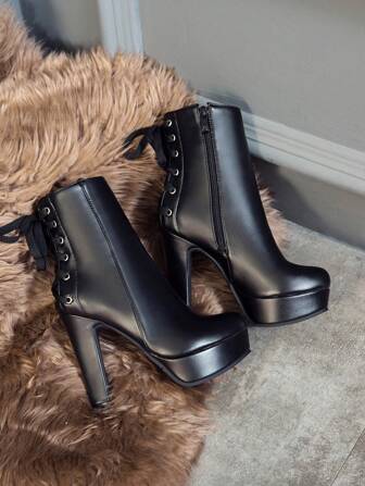 秋冬 12 厘米复古高跟防水台及踝靴女时尚性感短靴，搭配开衫，百搭