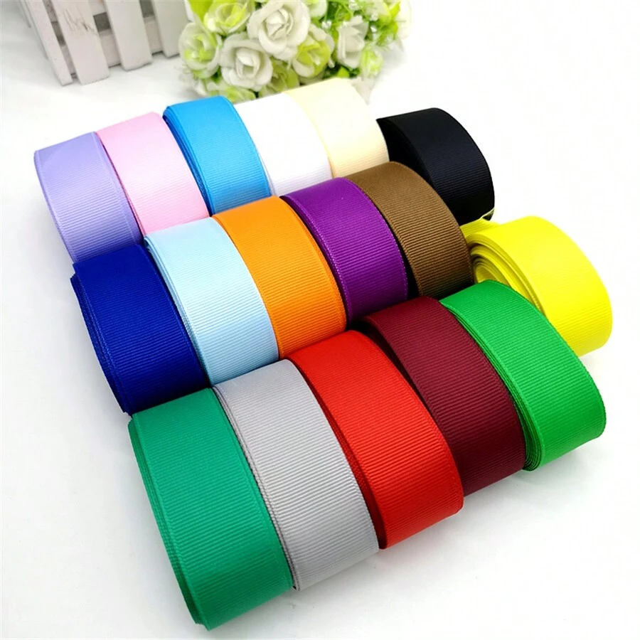 Nastro di raso gros grano lungo 4,5 m per 25 mm di larghezza, disponibile in colori uniti, ideale per esposizione di gioielli, confezione regalo, composizioni floreali, fiocchi, decorazioni per feste di San Valentino - 4,5 metri - Visualizzare 1