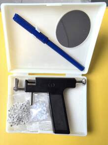 Set de 98 piezas/Juego de pistola profesional reutilizable para perforar orejas - Incluye aproximadamente 98 piezas de pendientes de acero + topes para orejas, adecuado para perforación de orejas, nariz y ombligo, herramientas de belleza y accesorios de perforación para estudiantes - Celeste - Ver 5