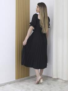 Plain Pleated Dress With Puff Sleeves - 黑色 - 查看 2