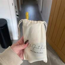 5 pièces Sacs cadeaux personnalisés sur mesure Kit du lendemain matin Kit de survie contre la gueule de bois Mariage Fiançailles Enterrement de vie de garçon Enterrement de vie de jeune fille Fête de poule Décoration de douche de mariée Demoiselle d'honneur Faveur de garçon d'honneur (13x18cm) Élégant, Adorable, Personnalisé Haute Qualité, Unique Cadeaux idéaux pour elle Petit ami, Petite amie, Papa, Maman, Famille, Amis, Fils, Fille, Étudiants, Pour Anniversaires, Essentiels de mariage, École, Bureau, Maison - Beige - Voir 5