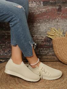 4-Season Non-Slip Thick Sole Hollow Mesh Solid Color Casual Sport Shoes For Women Plus Size Lace-Up Platform Fashion Sneakers