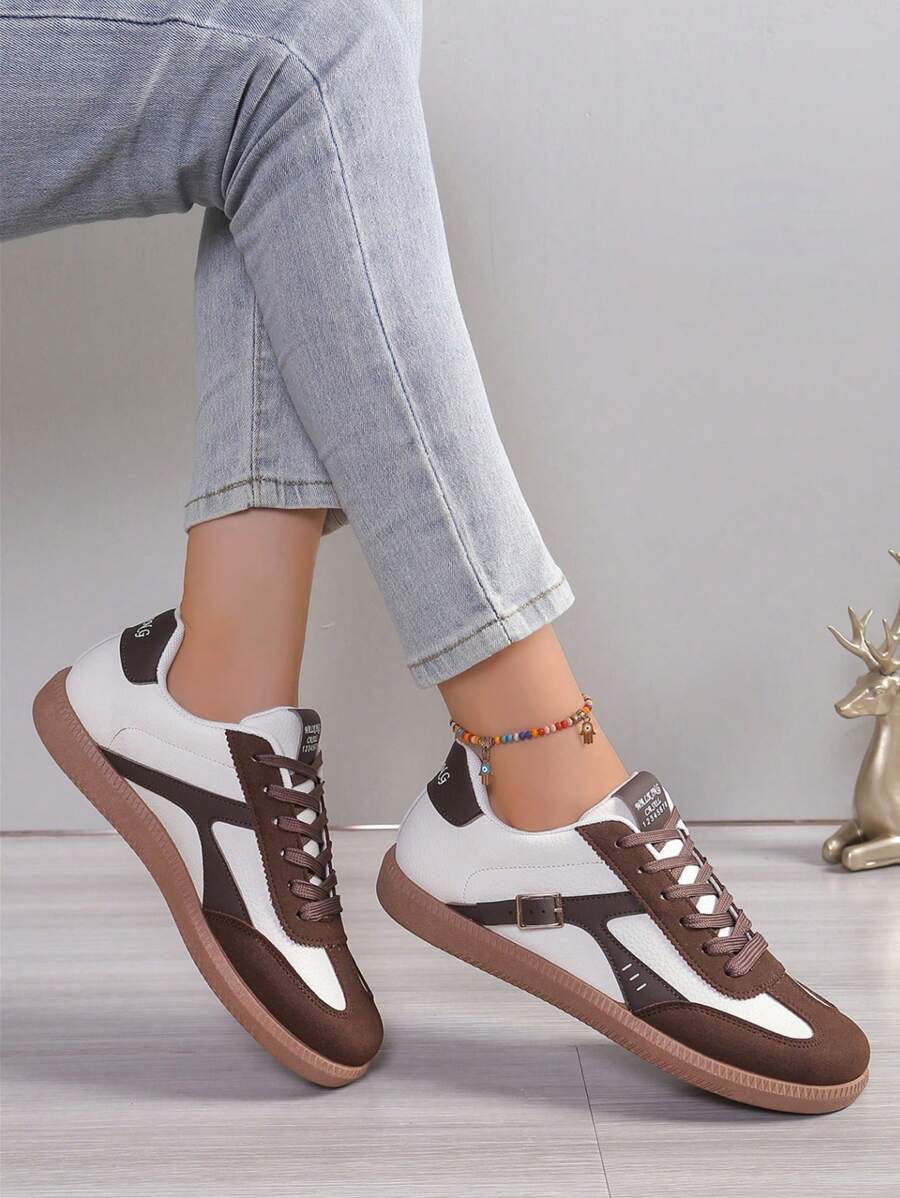 Zapatos deportivos casuales para mujer, nuevos tenis planos cómodos, zapatos planos con slip-on de moda
