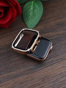 女士闪亮表壳，兼容 （38mm、40mm、41mm、42mm、44mm、45mm、46mm、49mm）。产品特点包括：闪亮水钻、防震防刮、二合一设计（硬质 PC 和钢化玻璃保护膜），兼容 Ultra/11/10/9/8/7/6/5/4/3/SE 系列，以及时尚易戴的触控表带。