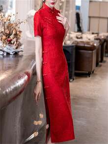 Chinese Style Cheongsam Wedding Banquet Dress, Wine Red Bridal Qipao, New Spring/Summer 2023 Engagement Ceremony Gown - Red - View 3