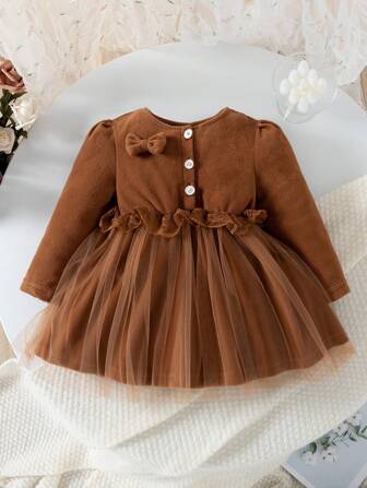 女婴时尚休闲羊毛蕾丝撞色网眼连衣裙，秋季