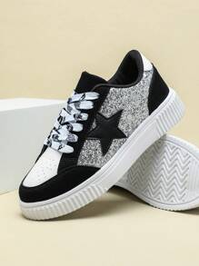 Fall/Winter Black & White Patchwork Sneakers With Silver Glitter Star Decor, Simple & Stylish Lace-Up Rubber Sole Casual Skateboard Shoes For Women, Suitable For Holiday Travel, Outgoing, Daily Commute, Couple Style - Black and White - View 5