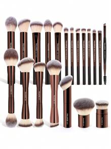 MAANGE 专业长柄软毛化妆刷套装（2支/9支/20支装），包含粉底刷、眼影刷、眉刷、晕染刷、高光刷、遮瑕刷，附赠化妆包，刷毛柔软，适用于粉状、膏状、液状化妆品，便携易用，是送给女性和女孩的理想礼物。该套装包含多种化妆刷，是化妆刷套装、化妆包、化妆礼品套装的理想之选。 - 棕色 - 查看 7