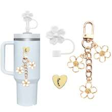 3 件/套杯子樱花配件套装包括 1 个适用于 40 盎司和 30 盎司杯子的吊坠饰物、1 个硅胶吸管盖、1 个用于悬挂杯链的心形粘合挂钩，可用于装饰、礼物，4 件/套包括 1 个吊坠饰物、1 个硅胶吸管盖、1 个爱心粘合挂钩、1 个吸管刷，母亲节礼物 - 彩色 - 查看 4