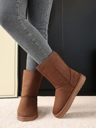 最新款冬季时尚中筒保暖女靴，带毛领，适合派对穿着