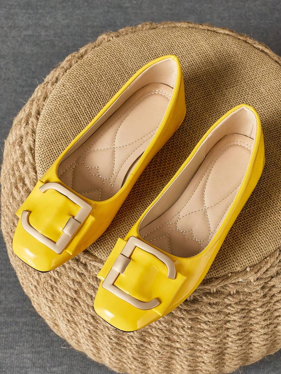 WHDXY Giày đế bằng mũi vuông thời trang nữ, Giày đế bằng mũi vuông nhiều màu phù hợp với quần jeans, Quần ống loe, Giày ba lê xỏ ngón thường ngày, Đa năng màu đỏ rượu vang và đen - Màu vàng - Xem 1