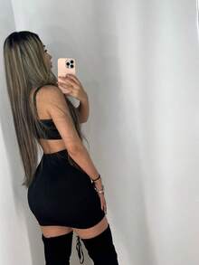 Short Dress With A Low-Cut Waistband, Ribbed Fabric, 3D Cups, Straps, V-Neckline - màu đen - Xem 2