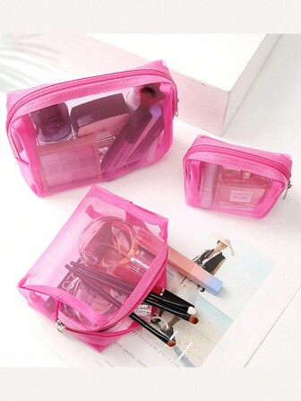 3件套粉色透明网眼化妆包套装，包含大容量化妆品收纳包、小号口红袋和中号旅行洗漱包。透明设计，方便收纳化妆品，是馈赠佳品。拉链设计，方便收纳各种美甲用品。也可用于梳妆台、化妆包、收纳盒等。此外，它还可用于桌面收纳、化妆包、化妆袋、化妆收纳袋等。小号化妆包、大容量化妆包、圣诞礼物、旅行收纳包、女士旅行必备礼品、手拿包/小手提包、化妆收纳包、化妆收纳袋、化妆刷收纳袋、迷你收纳袋、大容量收纳袋等。