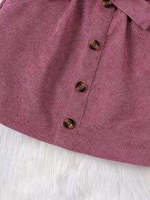 Conjunto de 2 piezas de niña de otoño e invierno con suéter de cuello redondo acanalado blanco y falda morada de moda