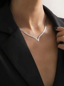 1pc Minimalist Chic V-Shaped Blade Chain Stainless Steel Necklace For Women, Fashion Essential
